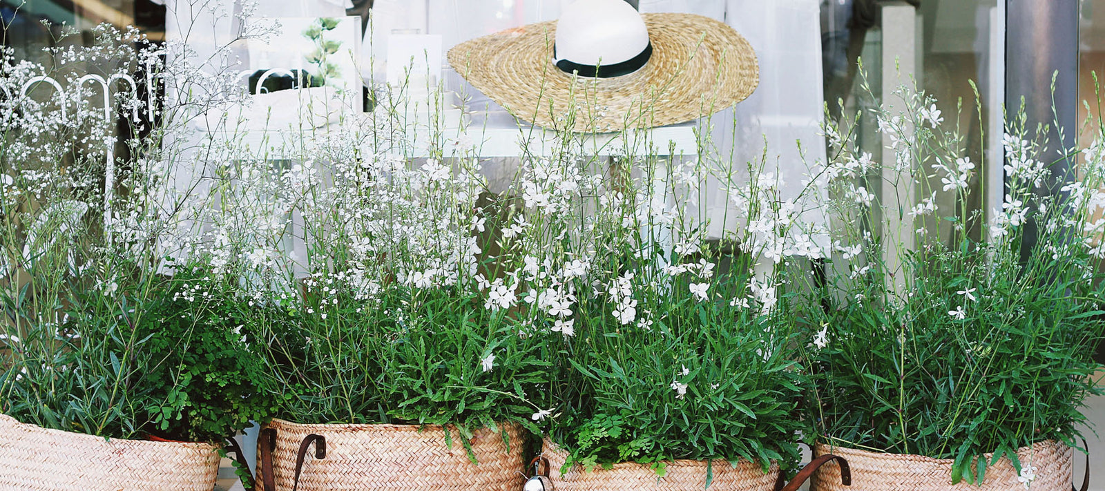 9 retail display Ideas for Spring 2024