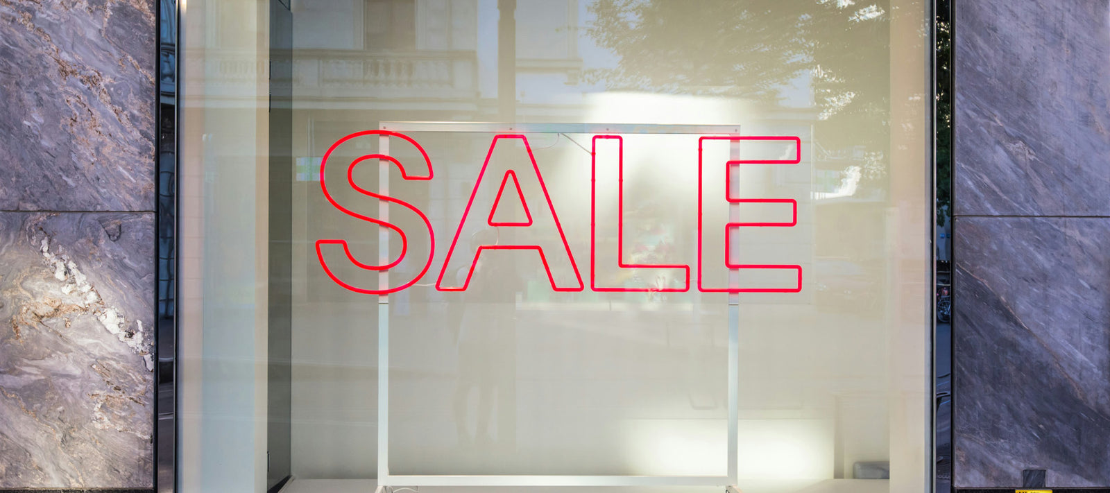 Preparing Your Store Display for Black Friday: A Comprehensive Guide