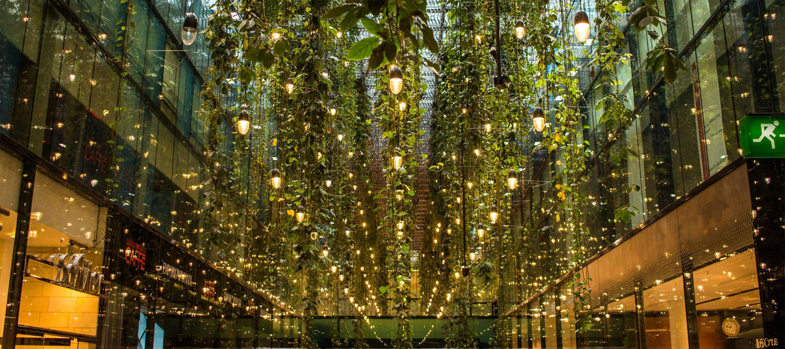 Crafting Unforgettable Moments: Strategies for Creating Memorable In-Store Experiences Through Effective Retail Design